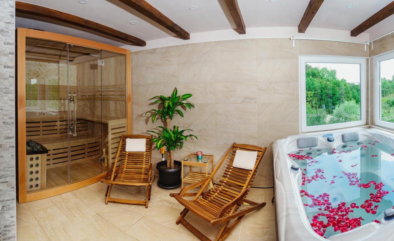 Wellness House Gudci Villa Екстериор снимка